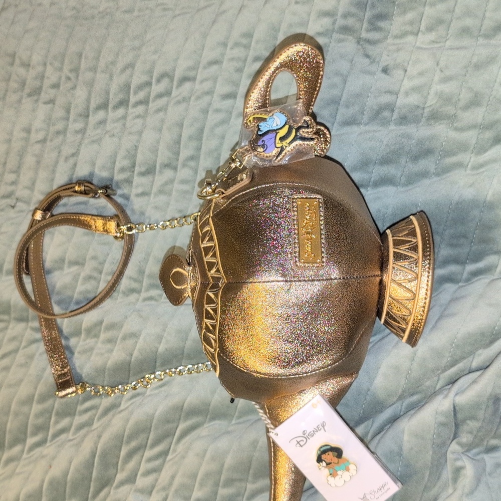 Stitch Shoppe Aladdin Genie Lamp Crossbody BagNew